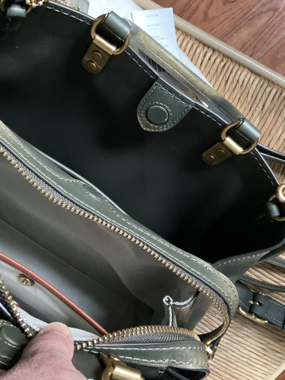 Coach Rogue 31 Loved Leather Green - Picture 2 of 8